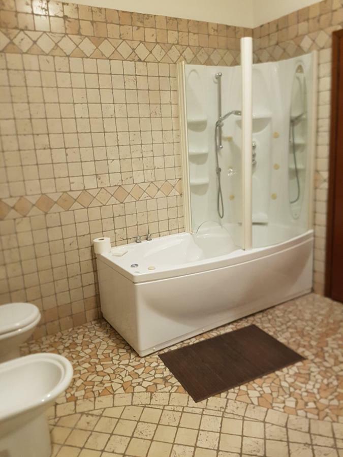 La Maison Verte Hotel Ostellato Kültér fotó